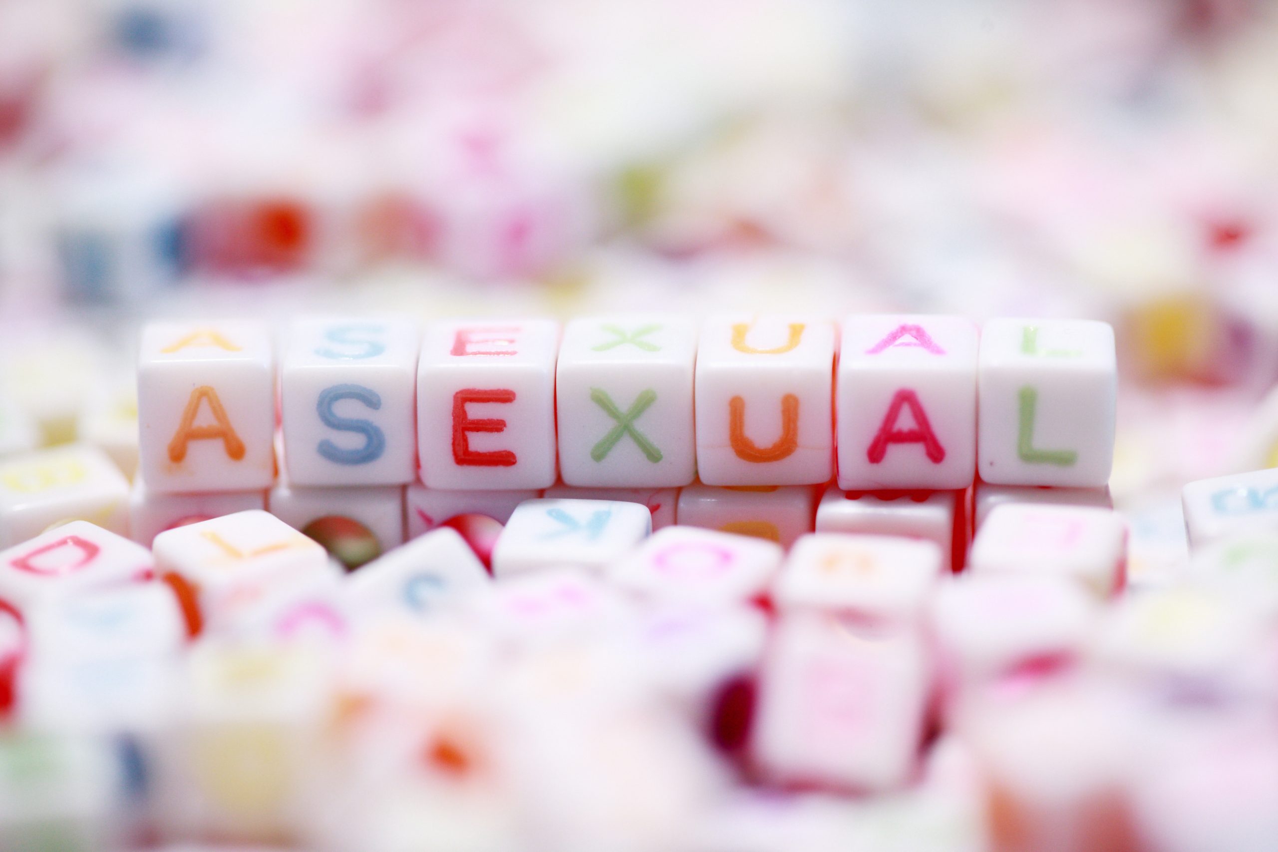 Seksi, seksuaalisuus, aseksuaalisuus – ei ole väärää tapaa olla aseksuaali