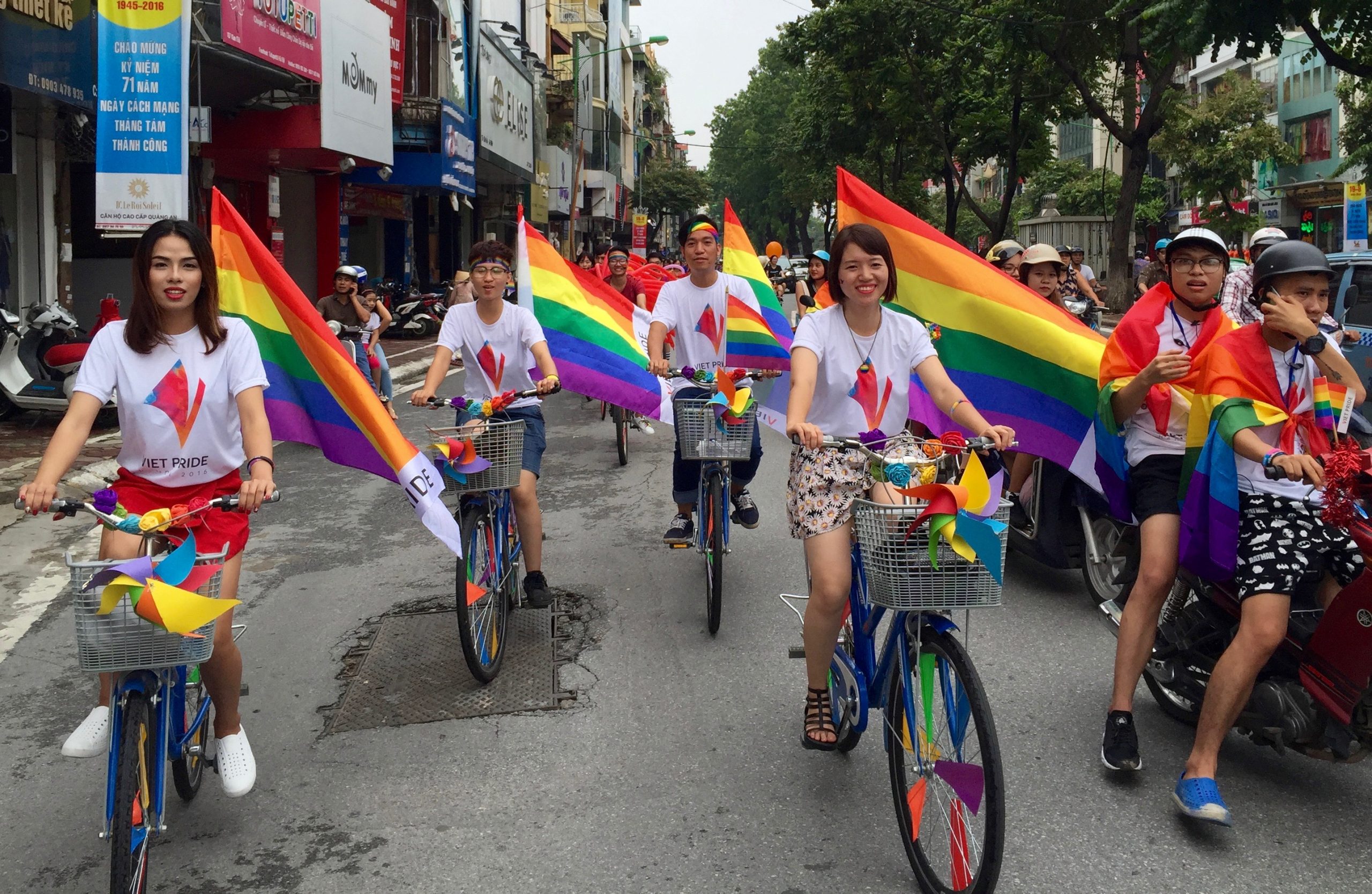 Vietnamin terveysministeriön uusissa säädöksissä ohjeistetaan kohtaamaan kunnioittavasti seksuaali- ja sukupuolivähemmistöt
